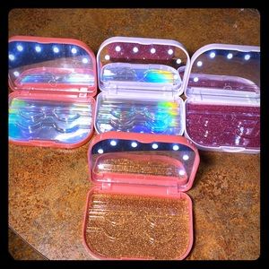 LED EYELASH LIGHT CASES!✨PINK AND SILVER!